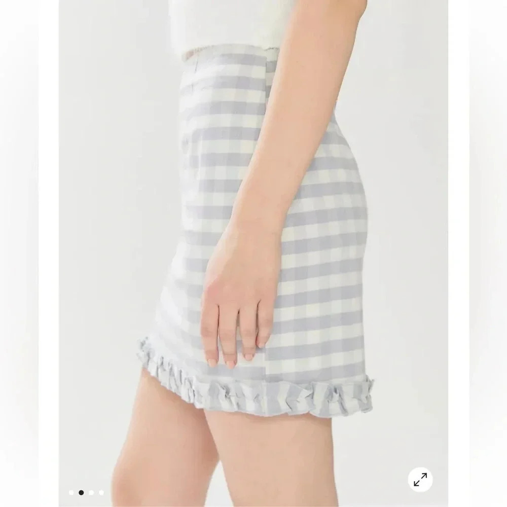 Urban Outfitters | Ashton Ruffle Plaid  Checkered Mini Skirt Size Large L
